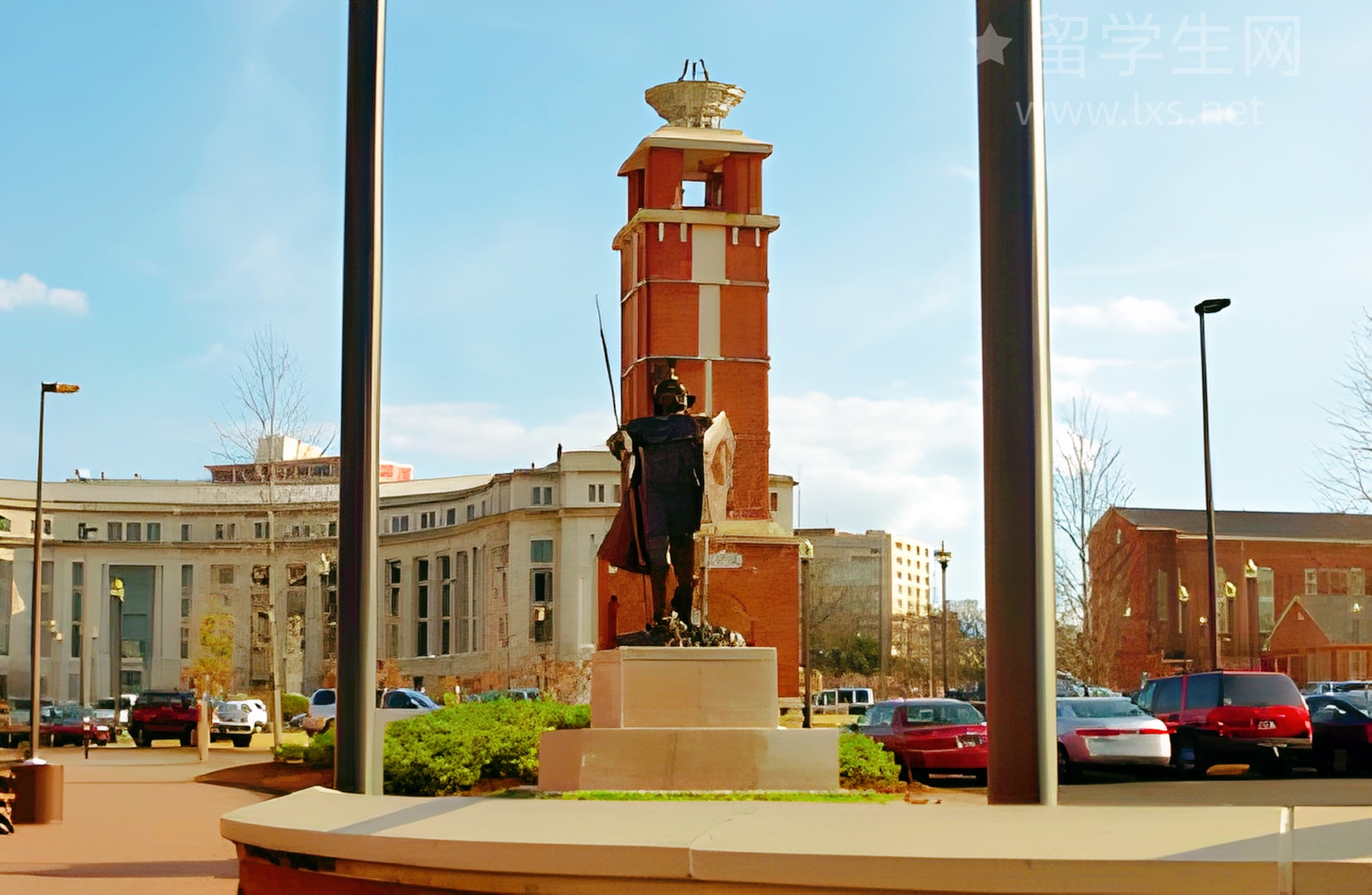 英国本科留学必看：申请条件与学费清单