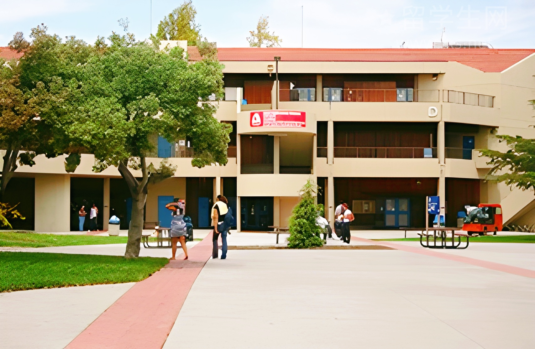 雅思报名黄金时机揭秘，抢考位必看