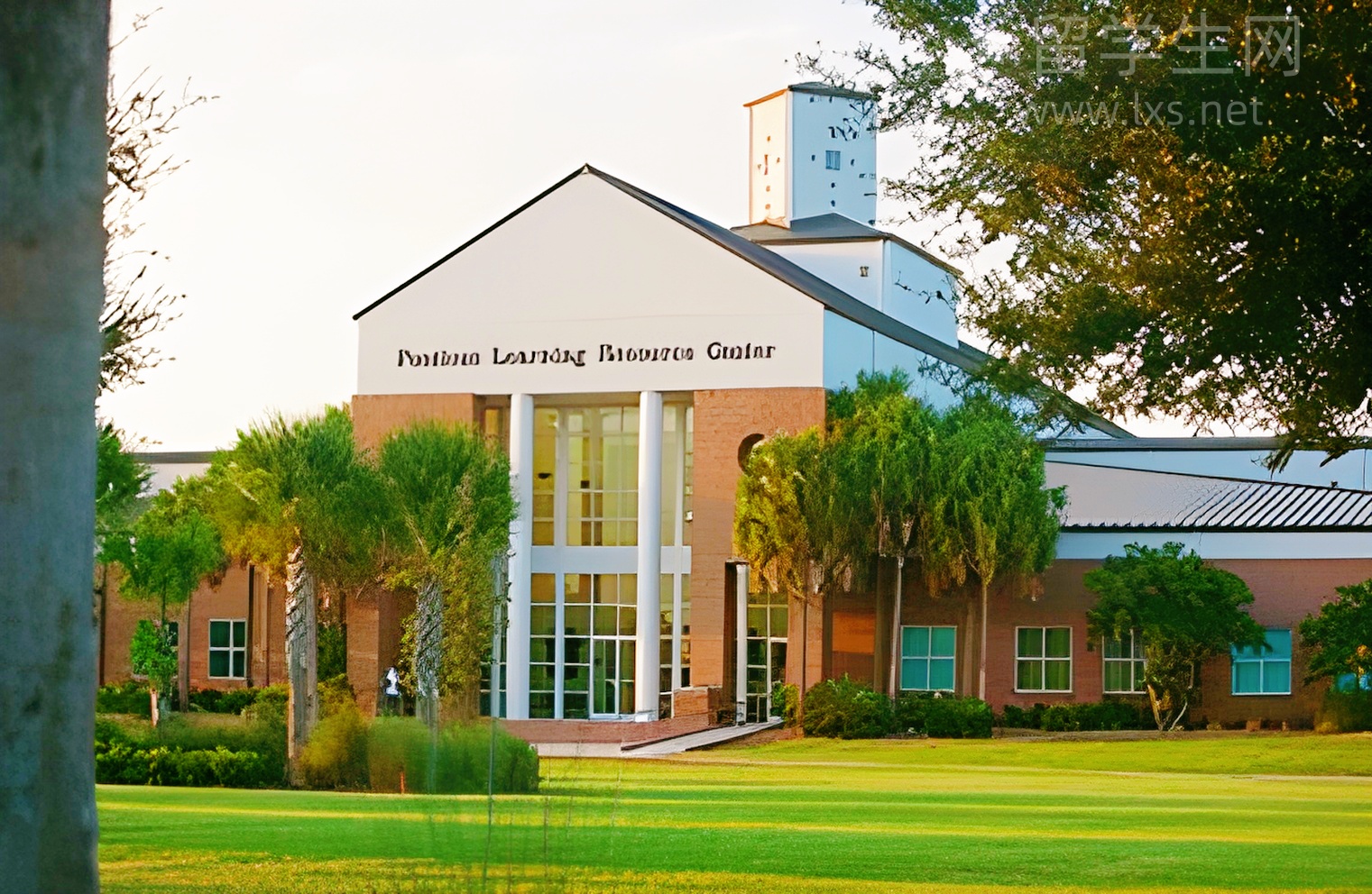 加拿大读硕一年预算，告别金钱焦虑