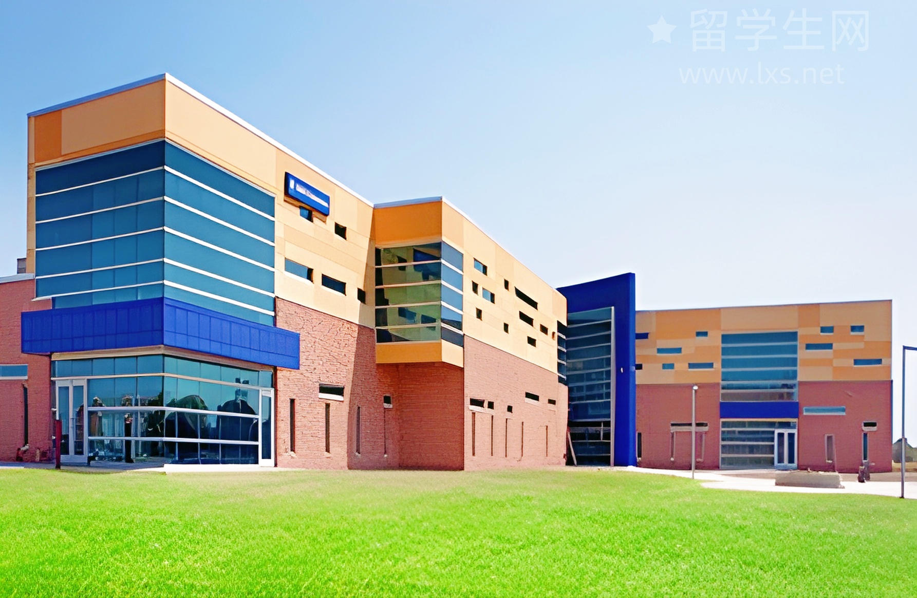 工薪家庭留学新思路，低成本也能进名校