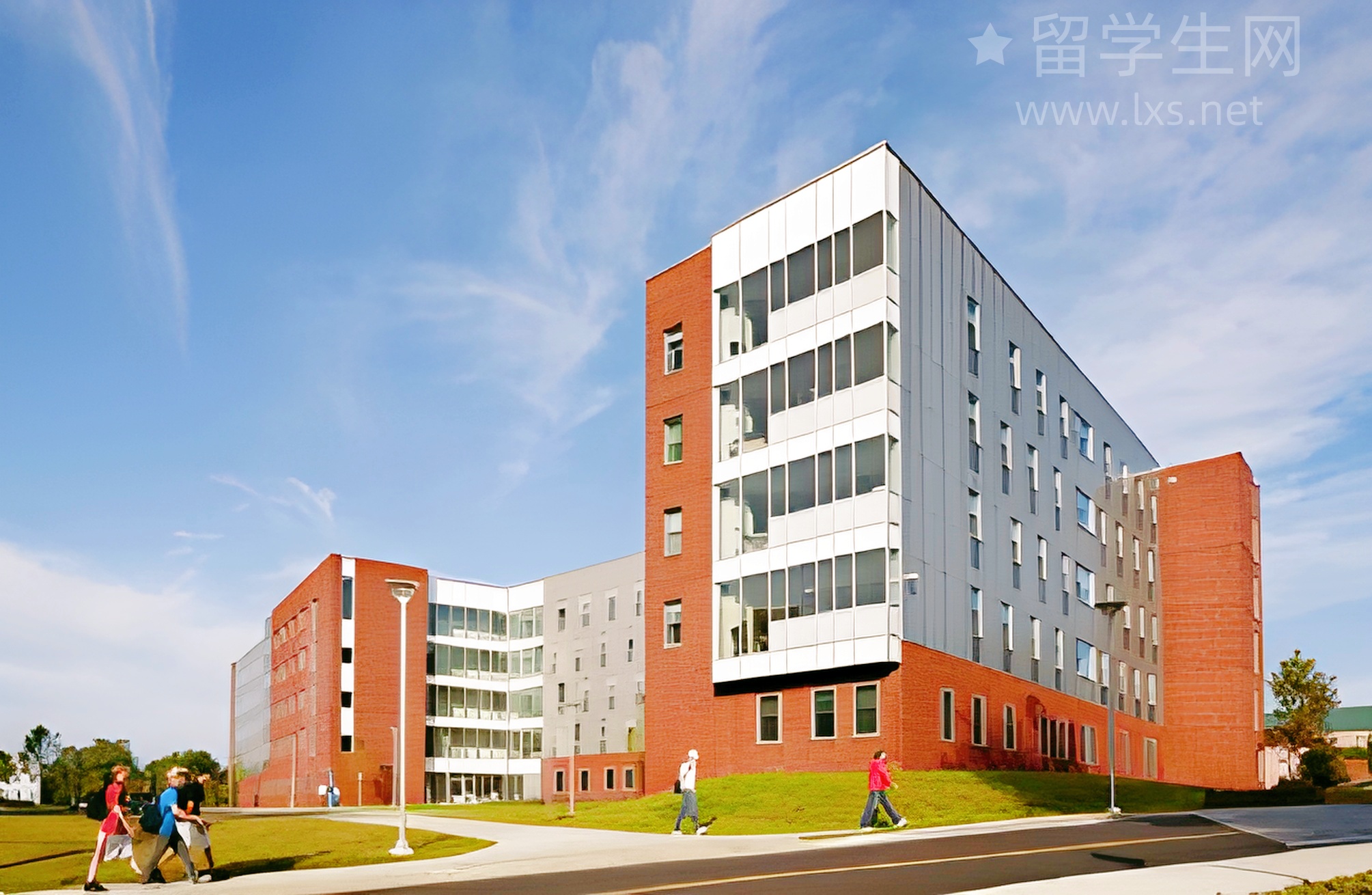 不报班，在线自学雅思也能冲8分！