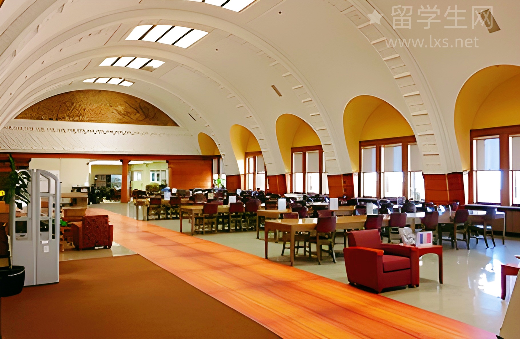 别再花冤枉钱，这个雅思公益课免费听