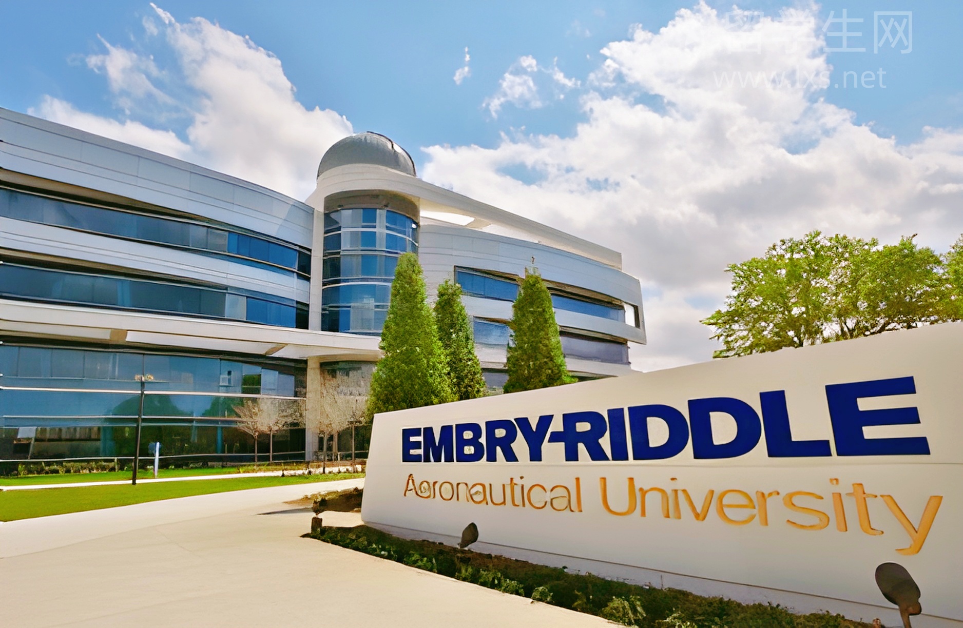 环球雅思提分热线，一个电话锁定高分！