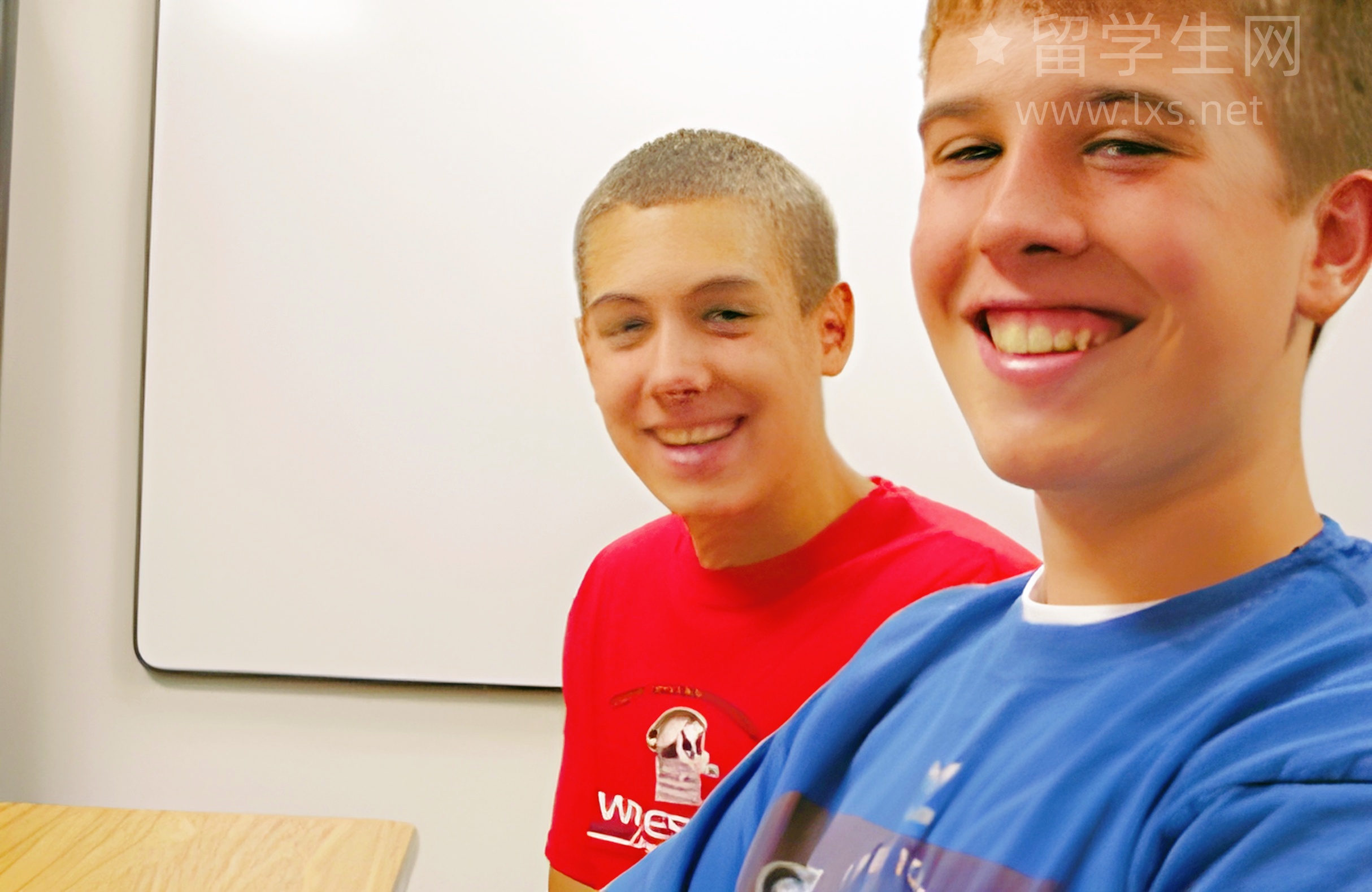 王毅雅思9分曝光，学神实力藏不住了