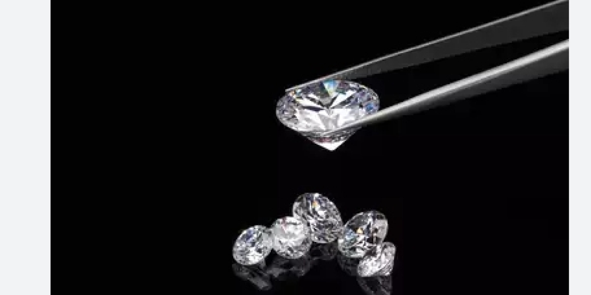 Unveiling the Brilliance: White Sapphires vs Diamonds - A Comprehensive Comparison