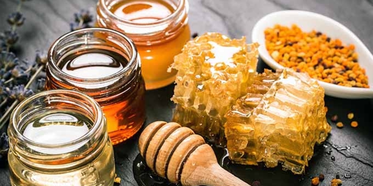 The Benefits of Honey for Improving Male Health