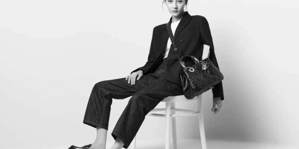 After a rocky sartorial start to Dior the fall awards show season