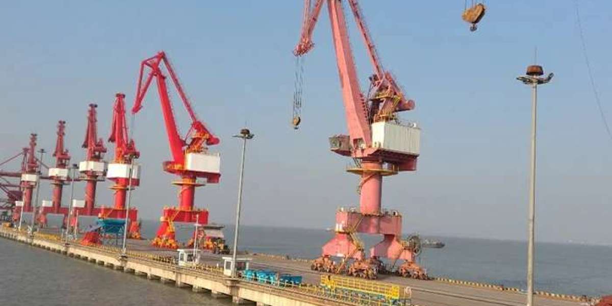 Comprehensive Understanding of the Key Technologies of Portal Cranes