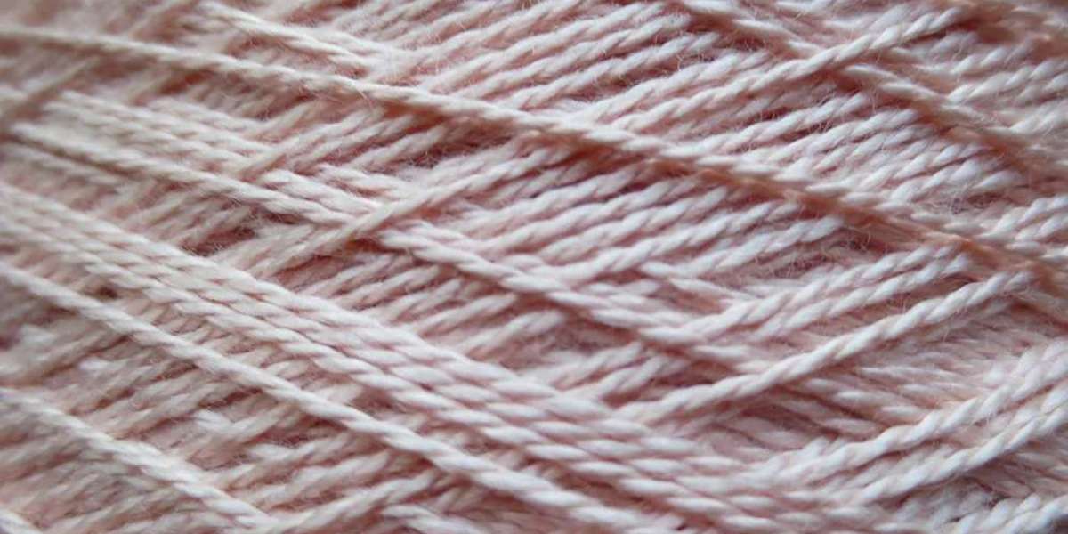 100% Rose yarn