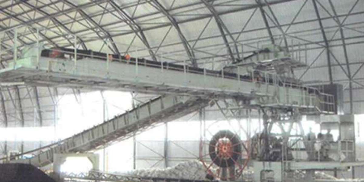 Application and Challenges of Side Cantilever Reclaimer in Environmental Protection Field