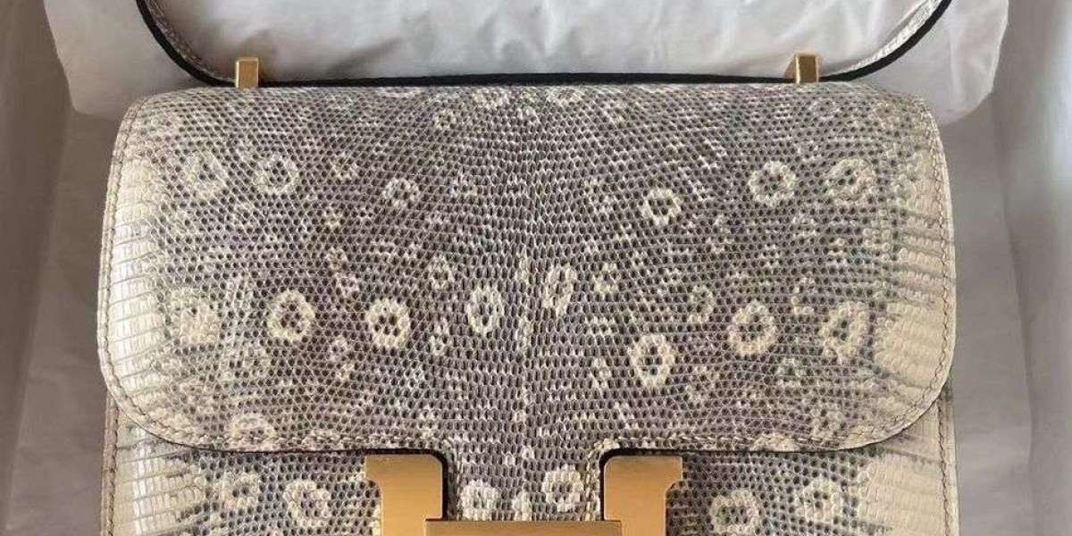 woven leather mesh give new Hermes Bags Outlet meaning to your staples