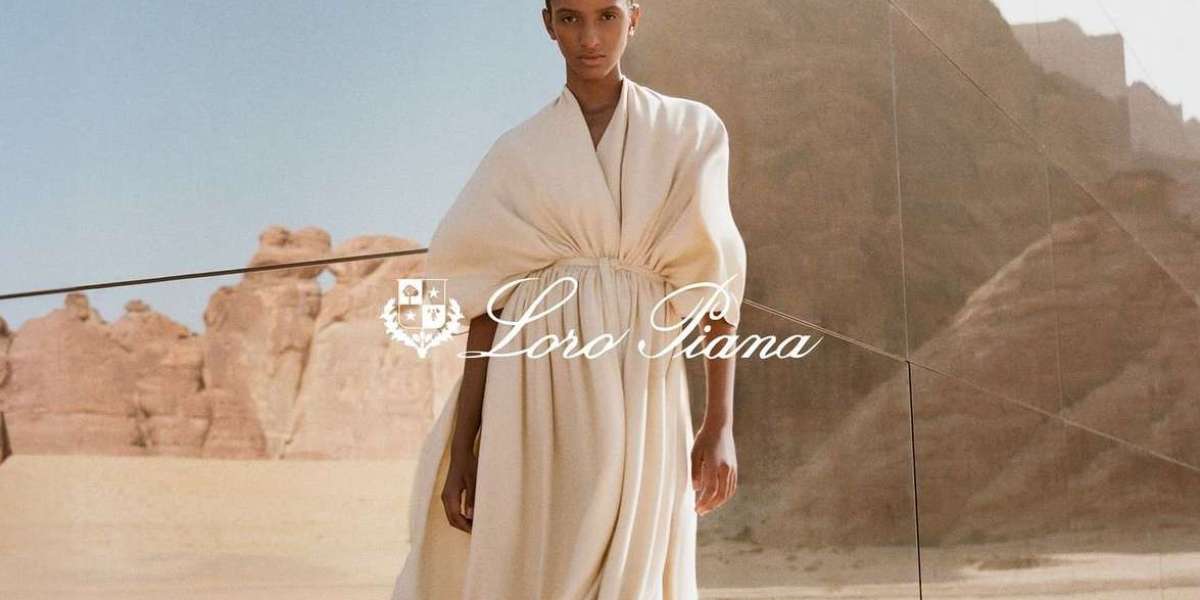 Loro Piana Shoes Sale Kit who closed his sophomore show in a pair