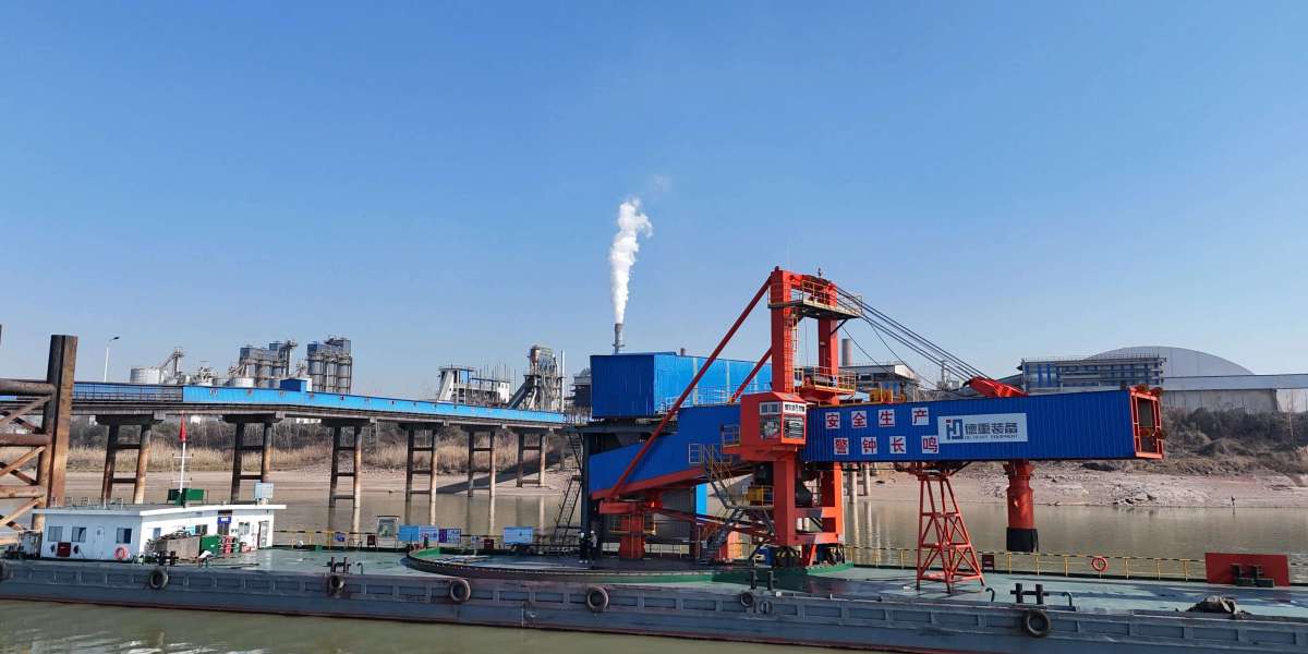 Discover the Outstanding Performance and Wide Range of Applications of Floating Arc Crawler Ship Loader