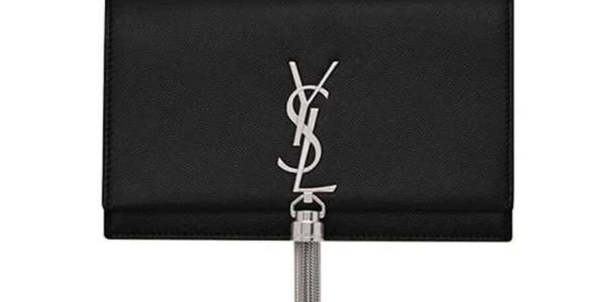 YSL腰帶穿搭技巧｜小配件也能提升整體質感