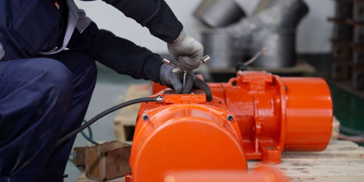 The Heart of the Sieve: A Technical Guide to Selecting Vibrating Motors for Industrial Screening