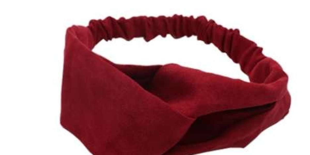 The material advantages of Dual function Hair Comb with Hair Tie Storage