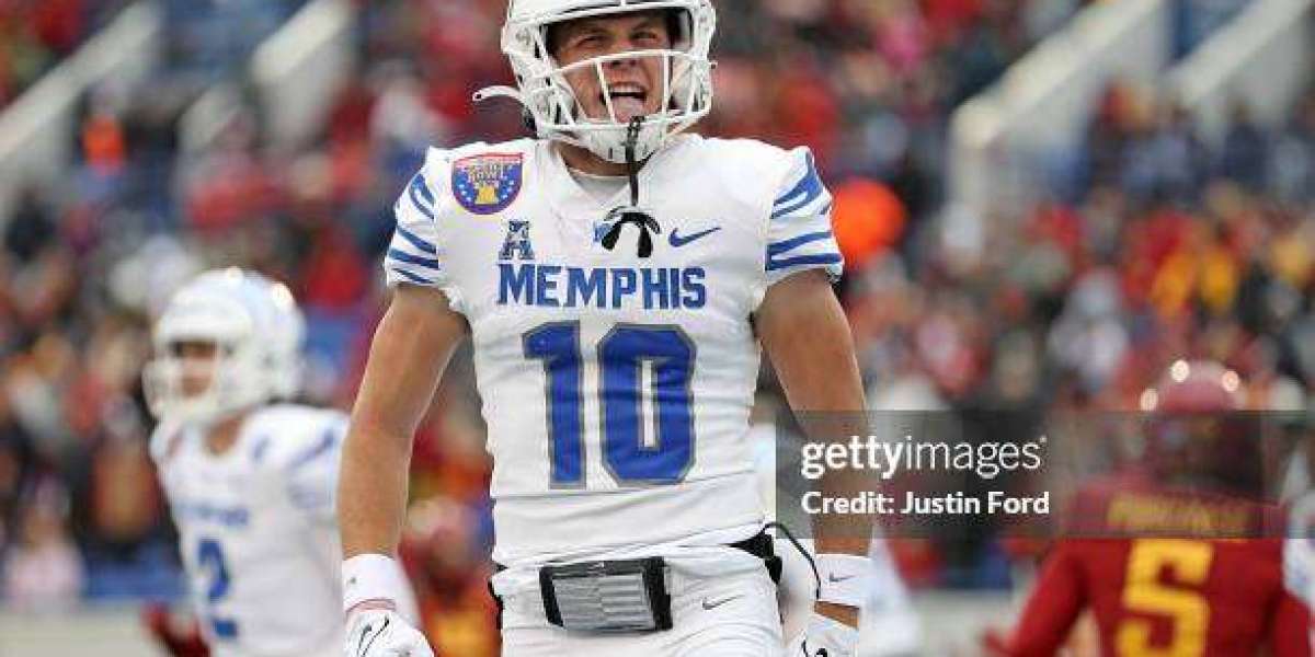 Sturdy Comprehensive Propels Clemson earlier mentioned Miami for 3rd Immediately Gain