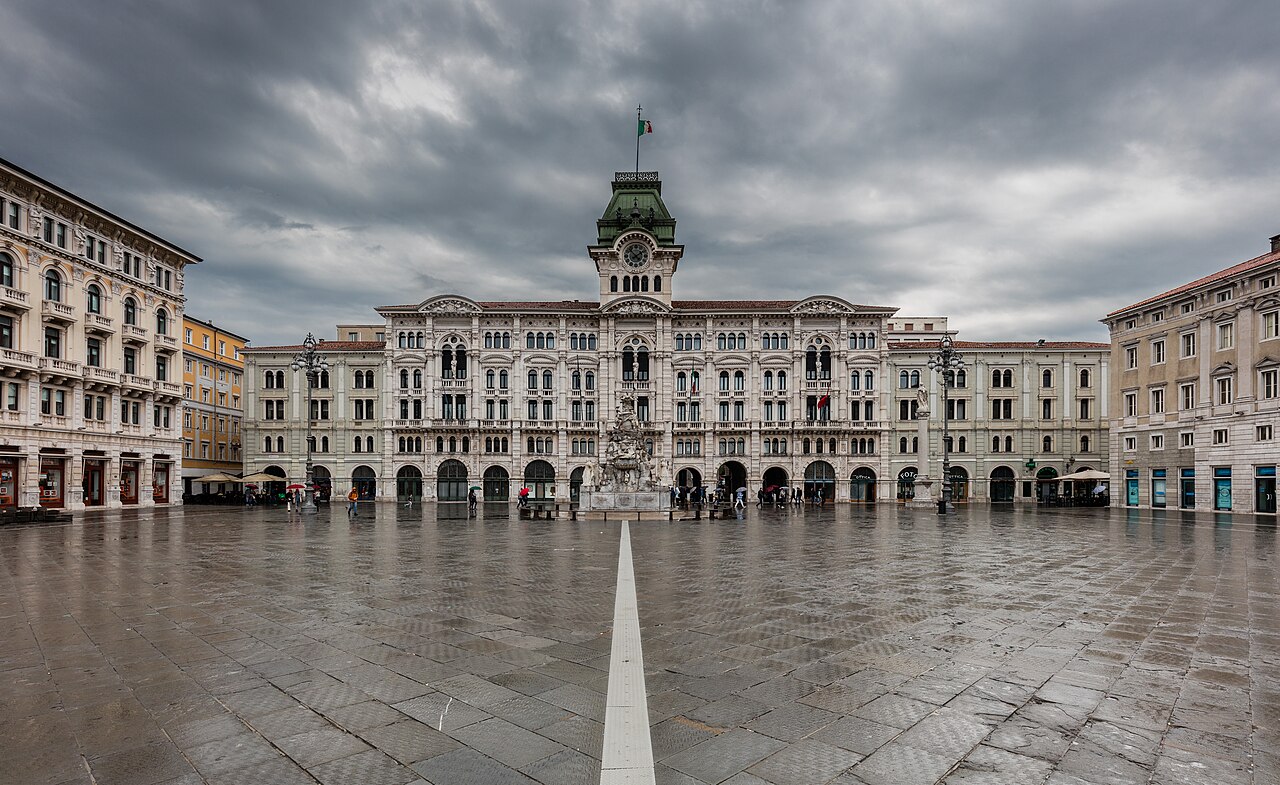 Ayuntamiento, Trieste, Italia, 2017-04-15, DD 10