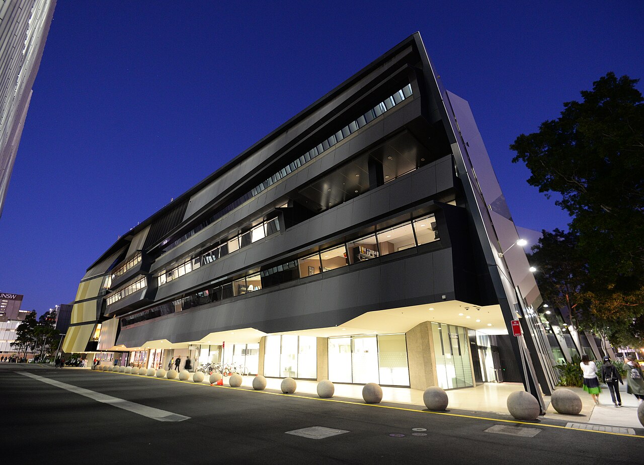 新南威尔士大学