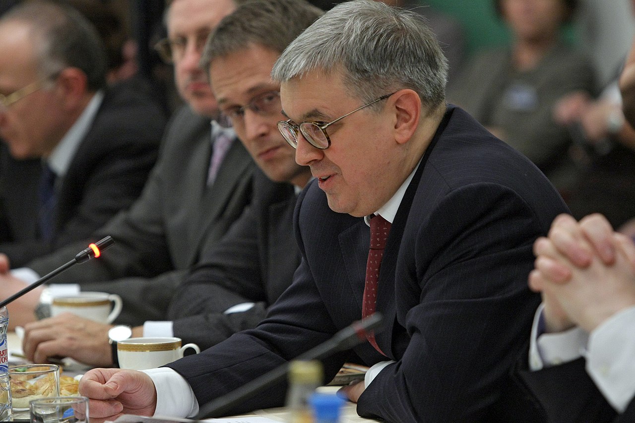 Yaroslav Kuzminov, December 2010