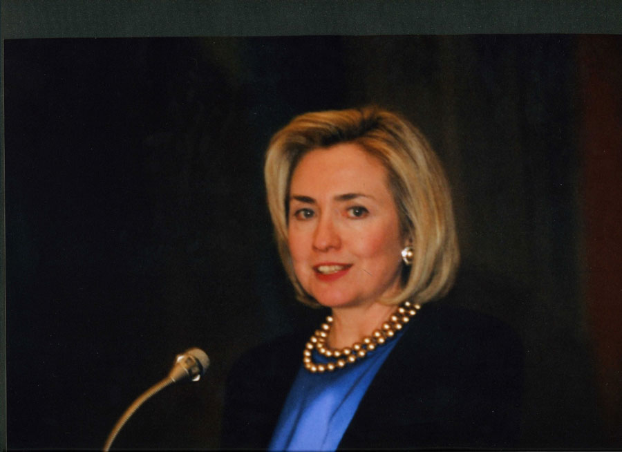 AUCAHillary1000