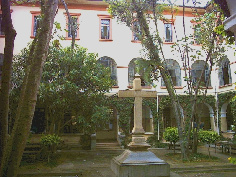 Pátio da Cruz