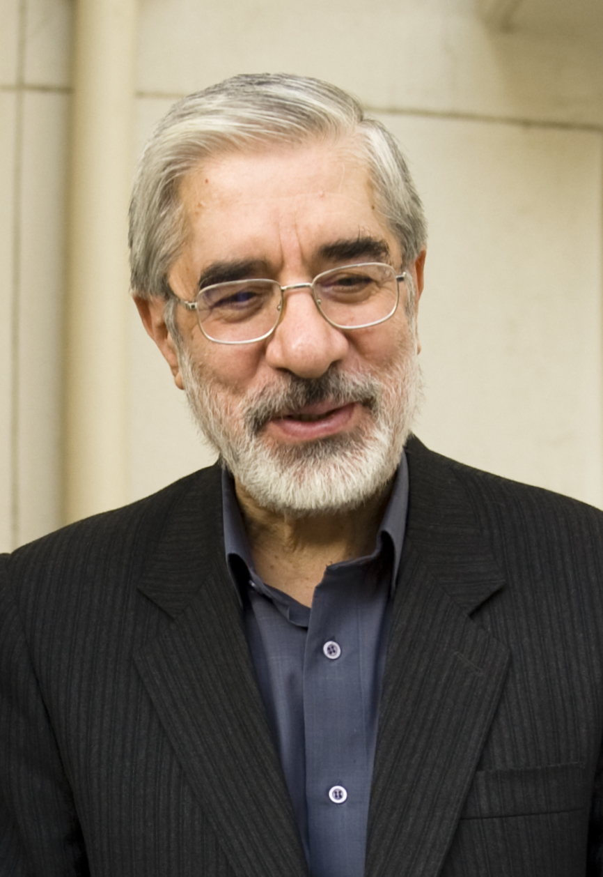 Zahra Rahnavard, Mir Hossein Mousavi and Hamed Saber (cropped)