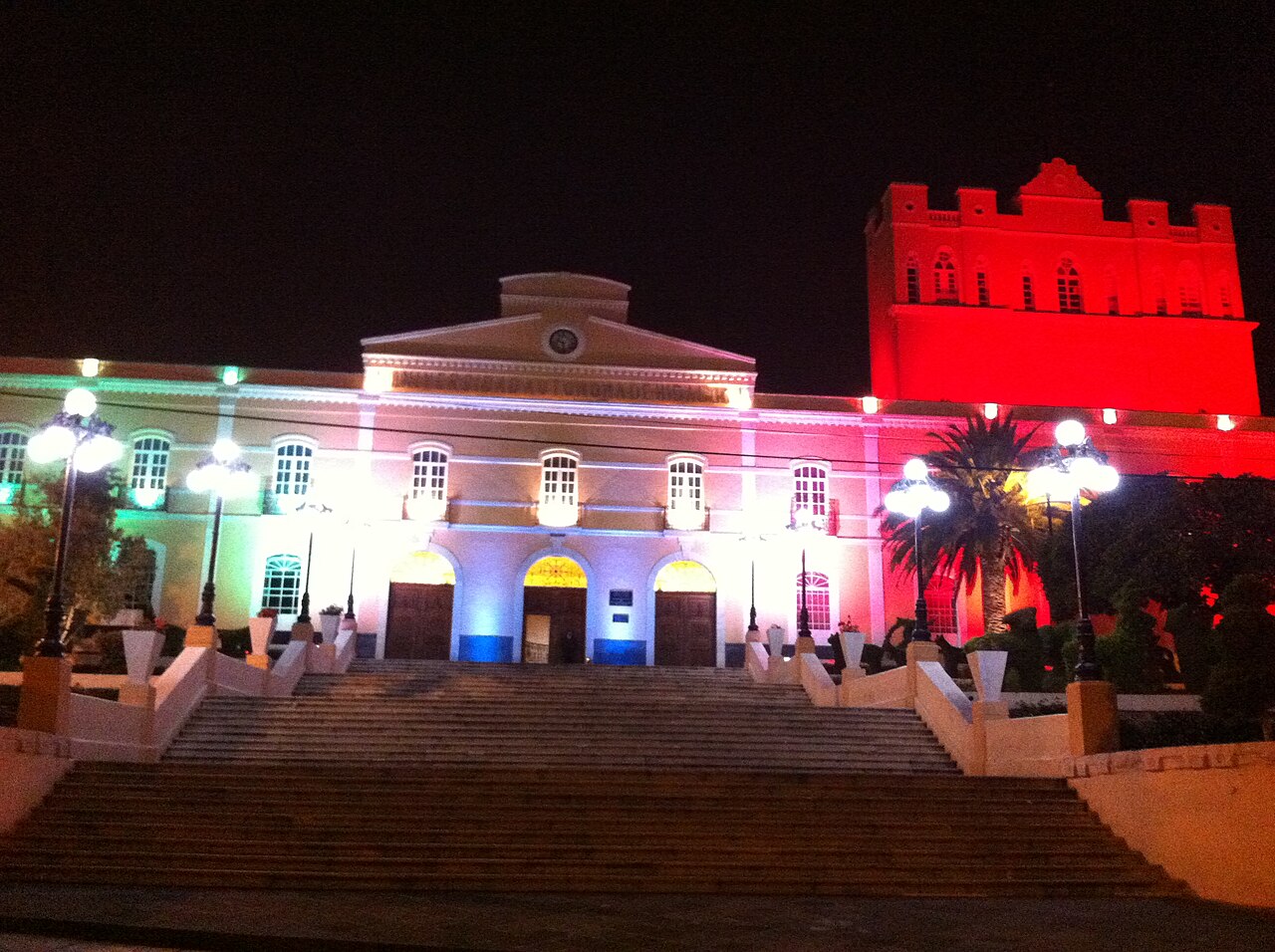UAEH EDIFICIO CENTRAL