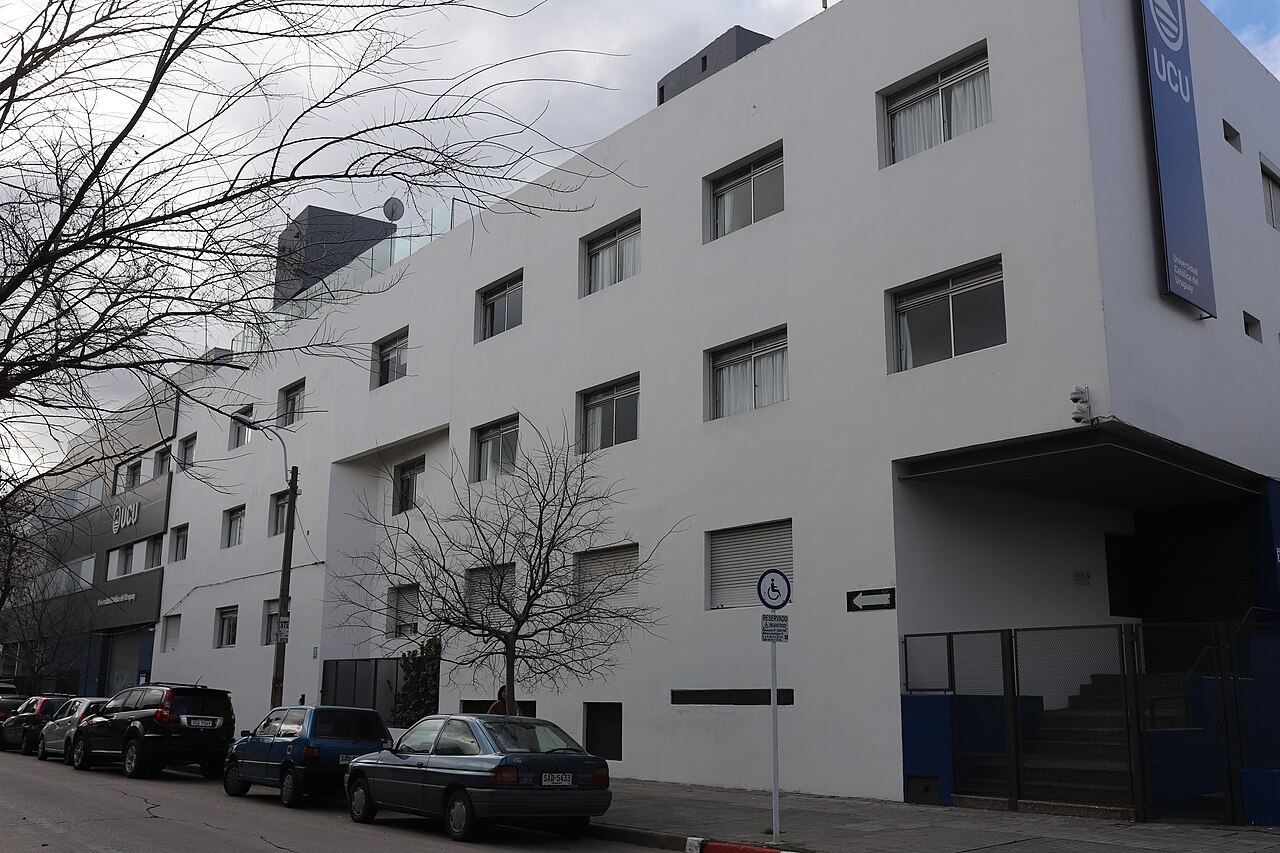 EDIFICIO MULLIN UCU
