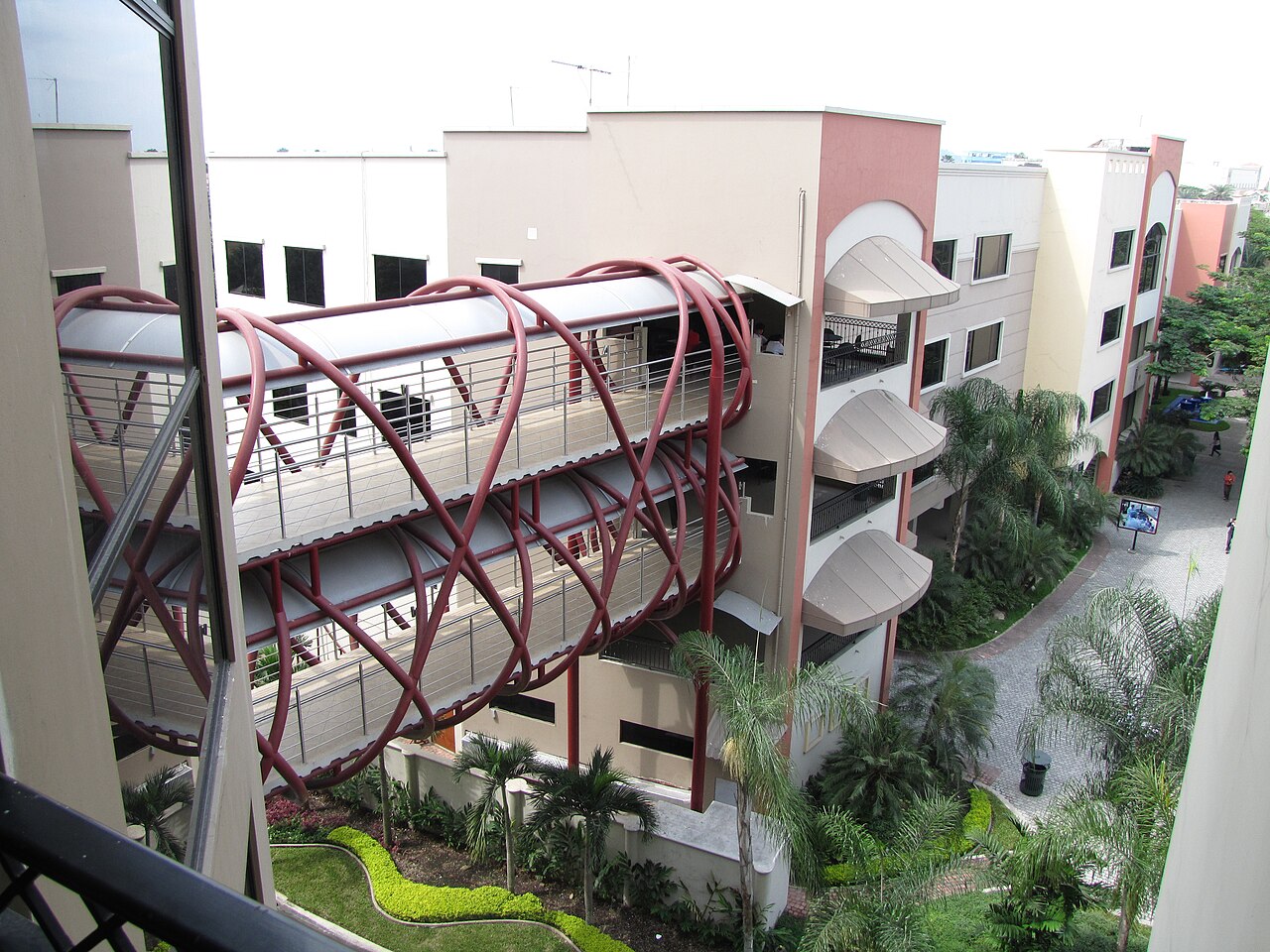 Edificio E