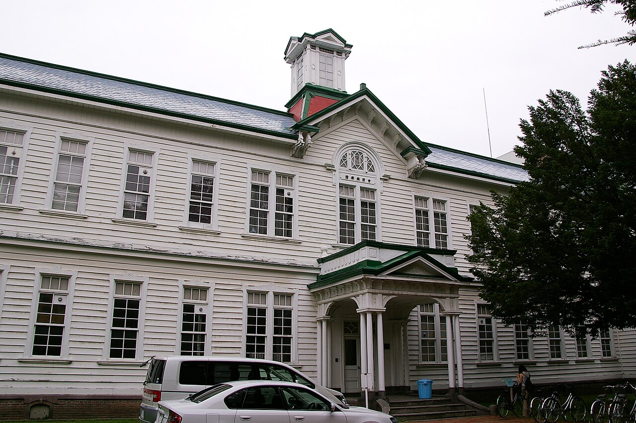 Hokkaido-Univ-Furukawa-Hall-01