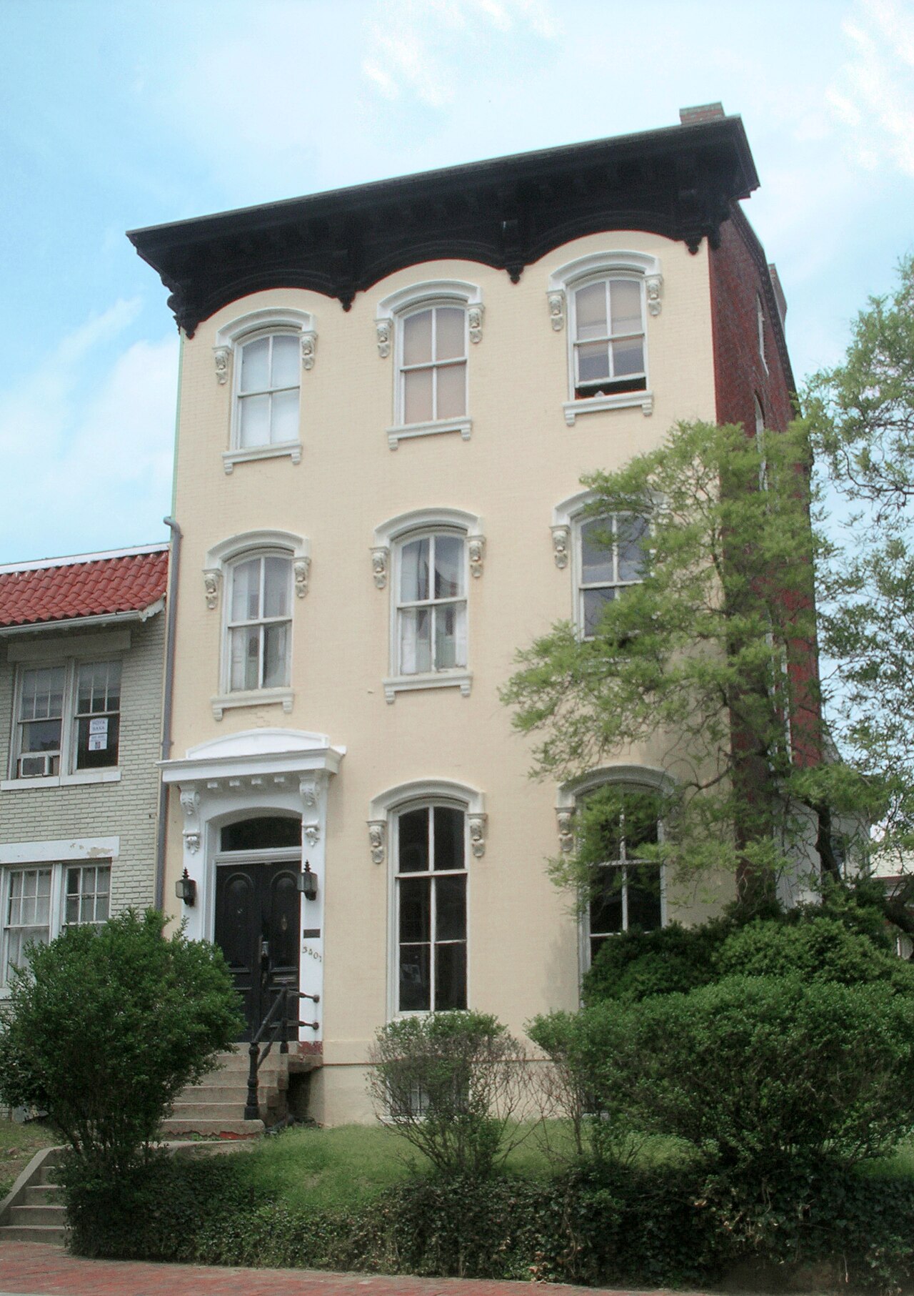 DPE House