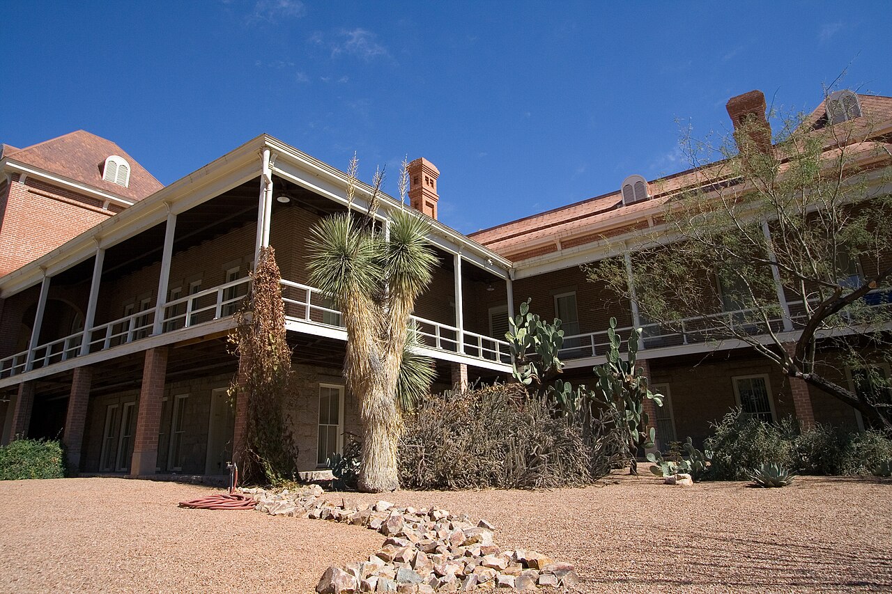 Old Main (U of Arizona)