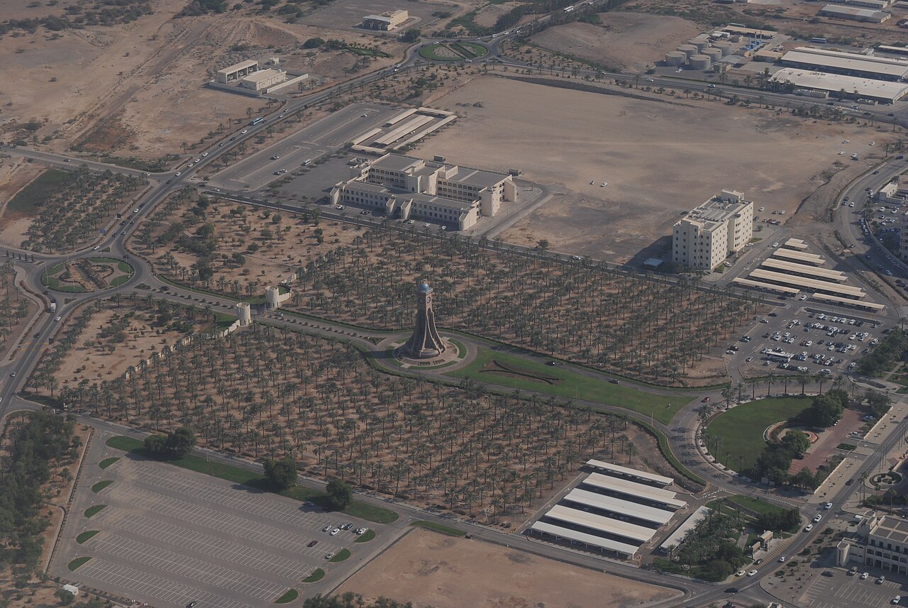 Muscat from the air - 2024-10-25 - Andy Mabbett - 06