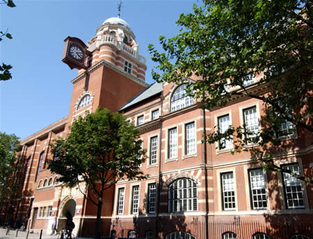 CollegeBuilding