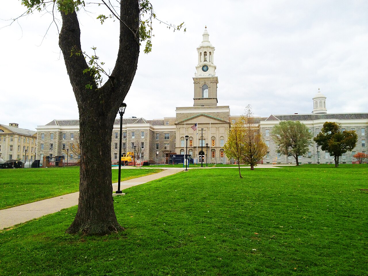 Hayes hall on UB south campus