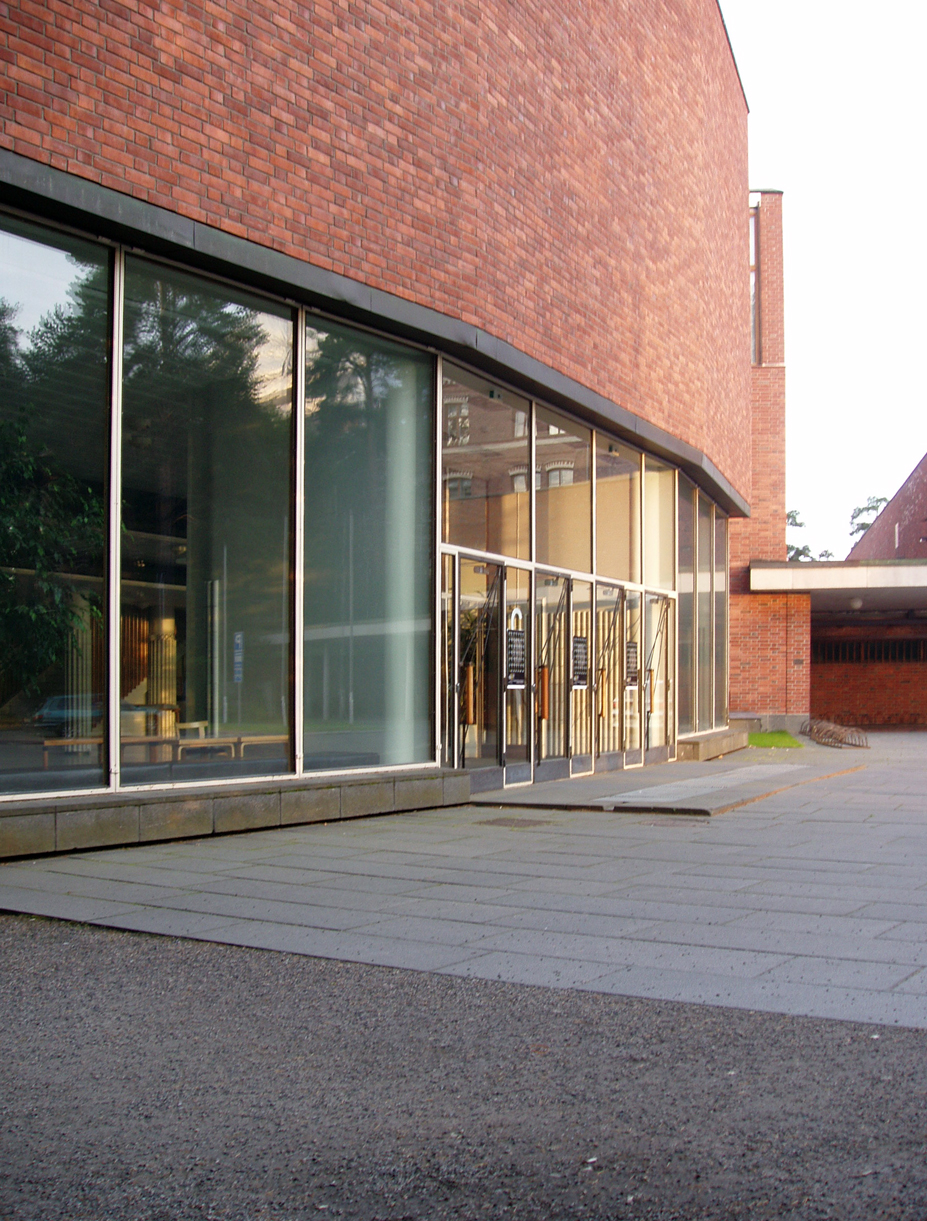 于韦斯屈莱大学