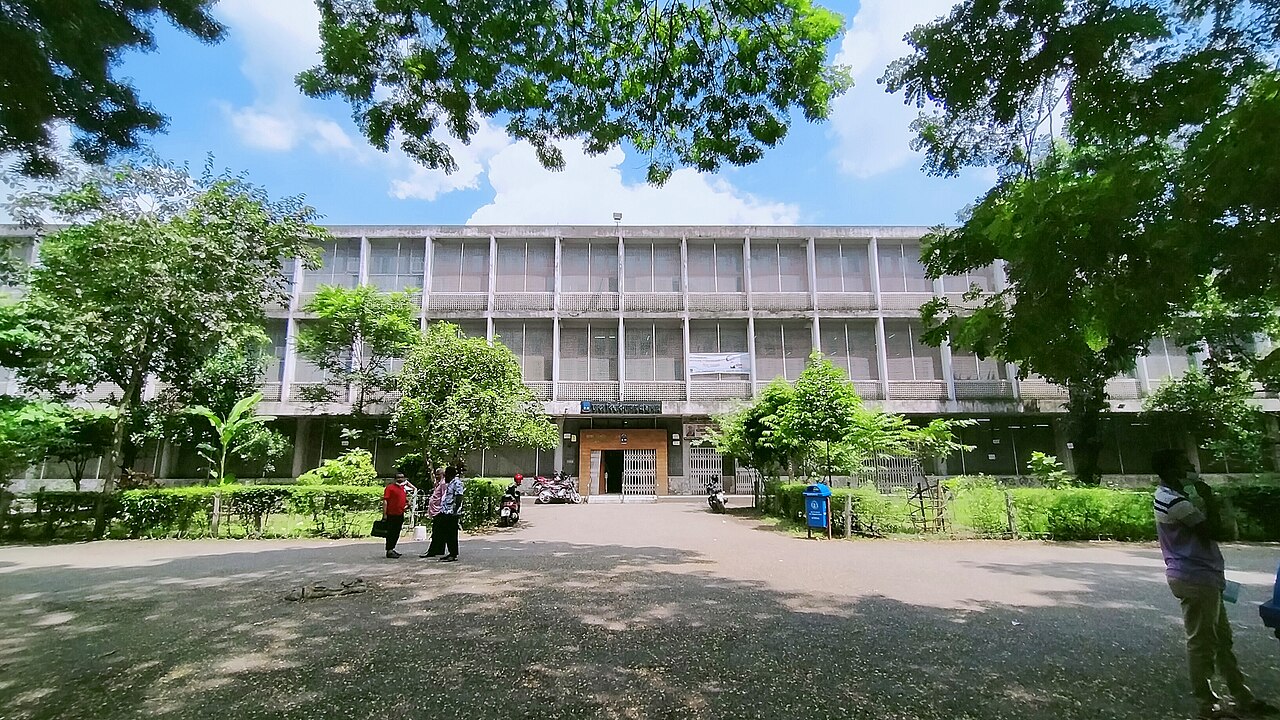 Dhaka University Central Library