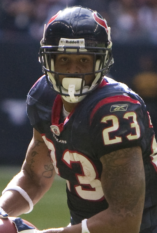 Arian Foster (cropped)