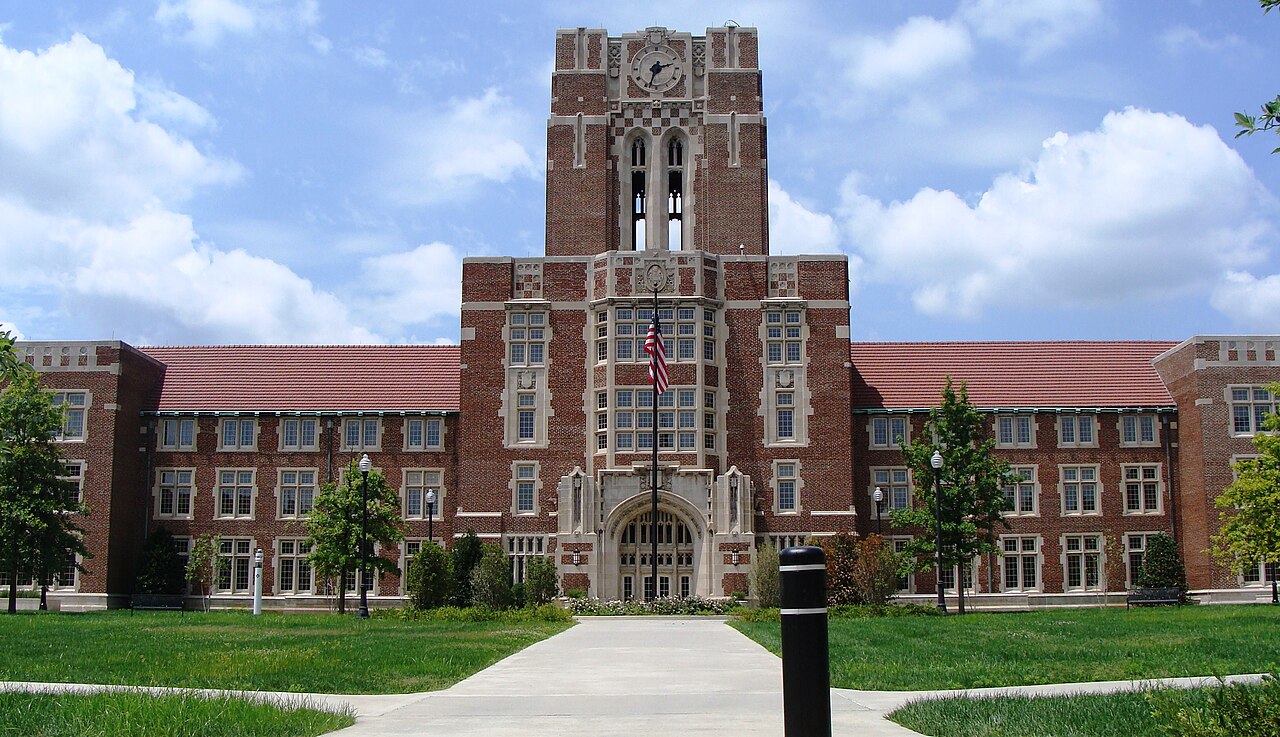 Ayres Hall abree