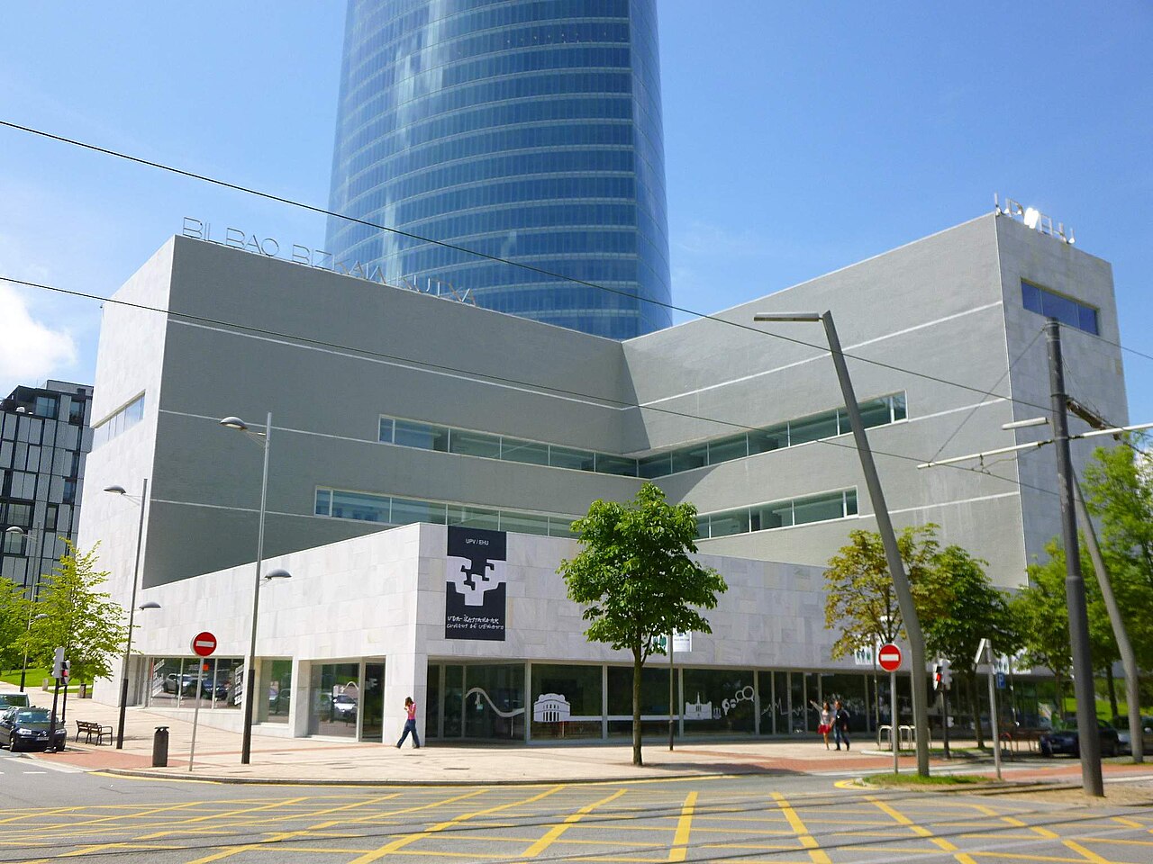 Bilbao - Torre Iberdrola y Paraninfo de la UPV-EHU 2