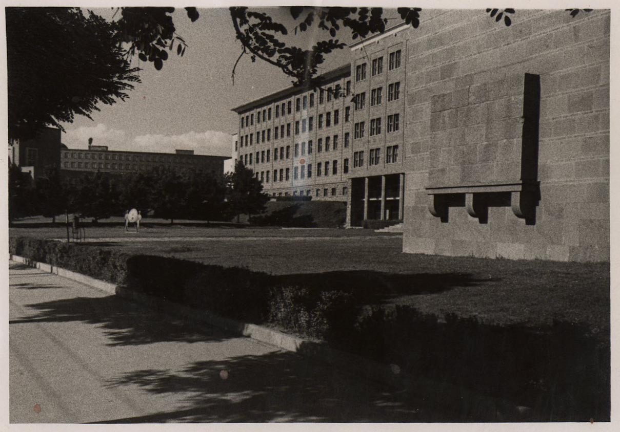 Ankara University Faculty of Humanities (16195187126)