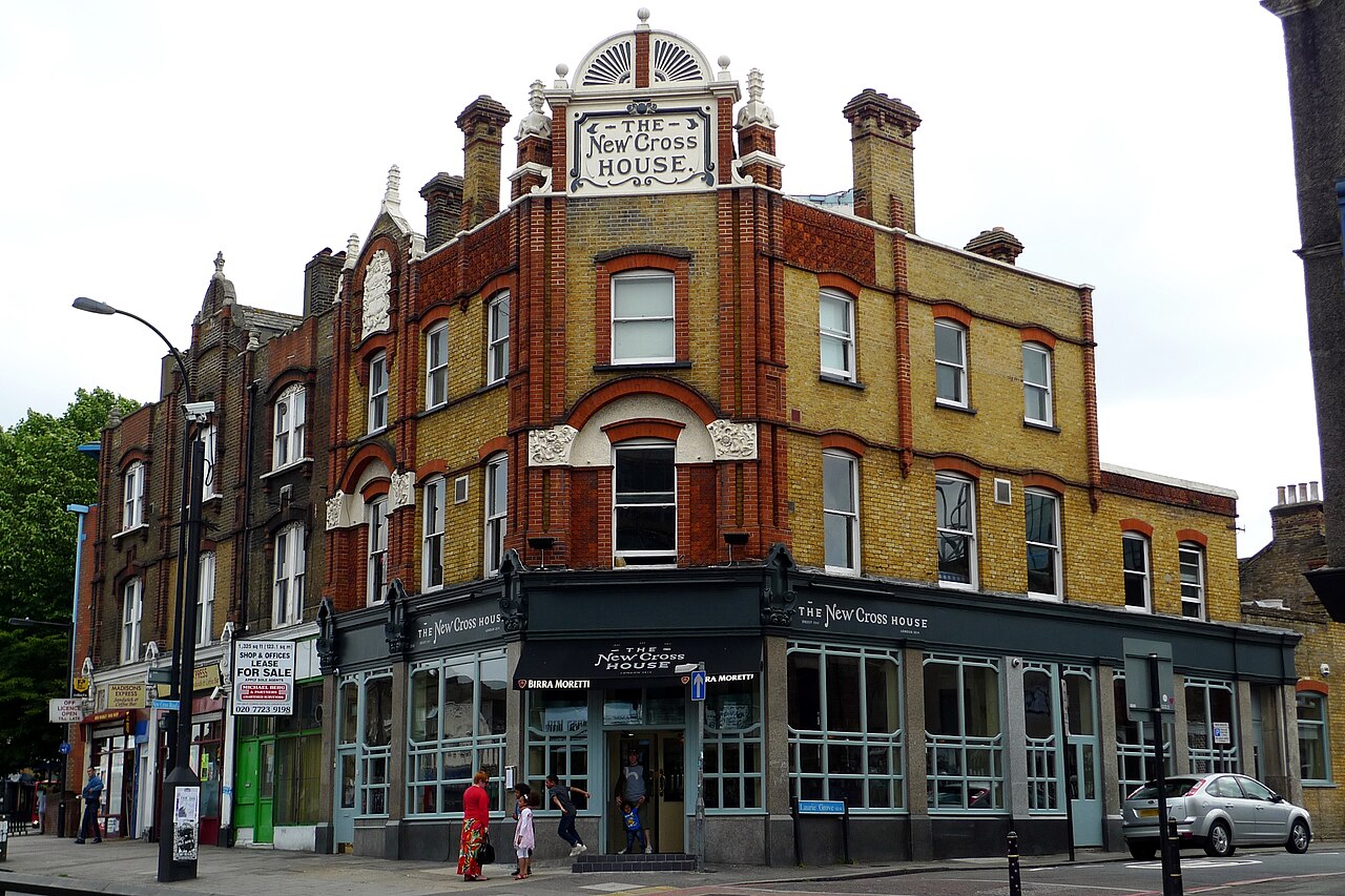 New Cross House, New Cross, SE14 (5777163377)