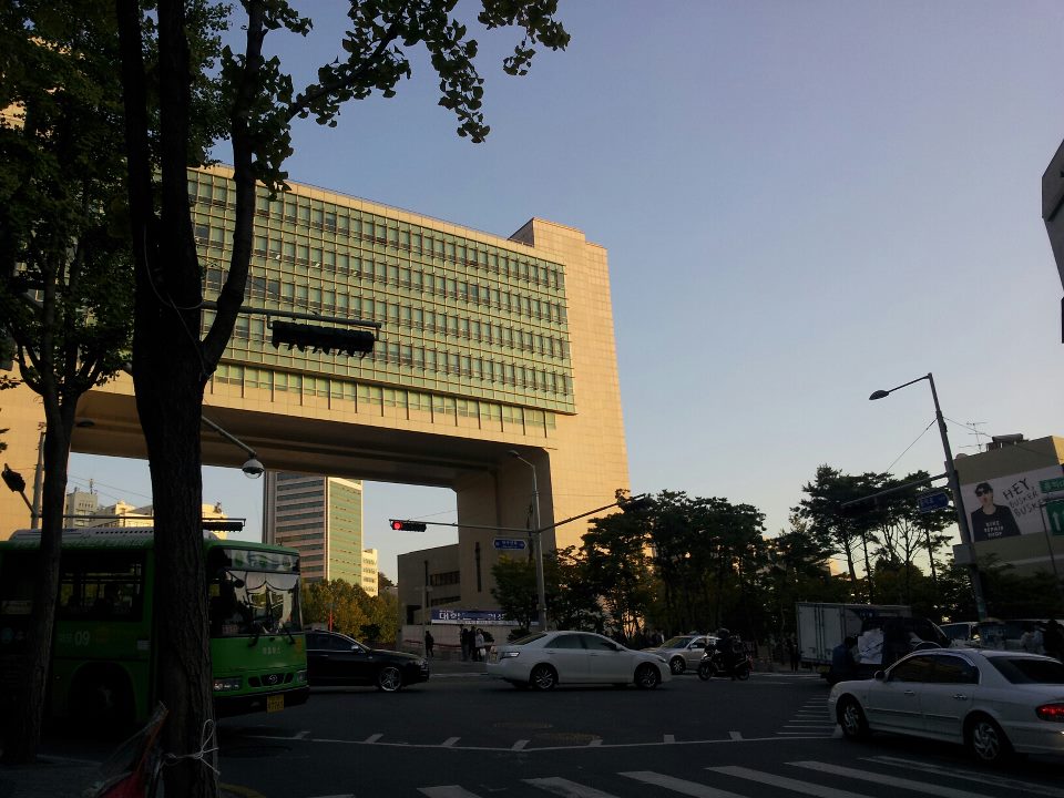 Hongik University Gateway from Boulevard