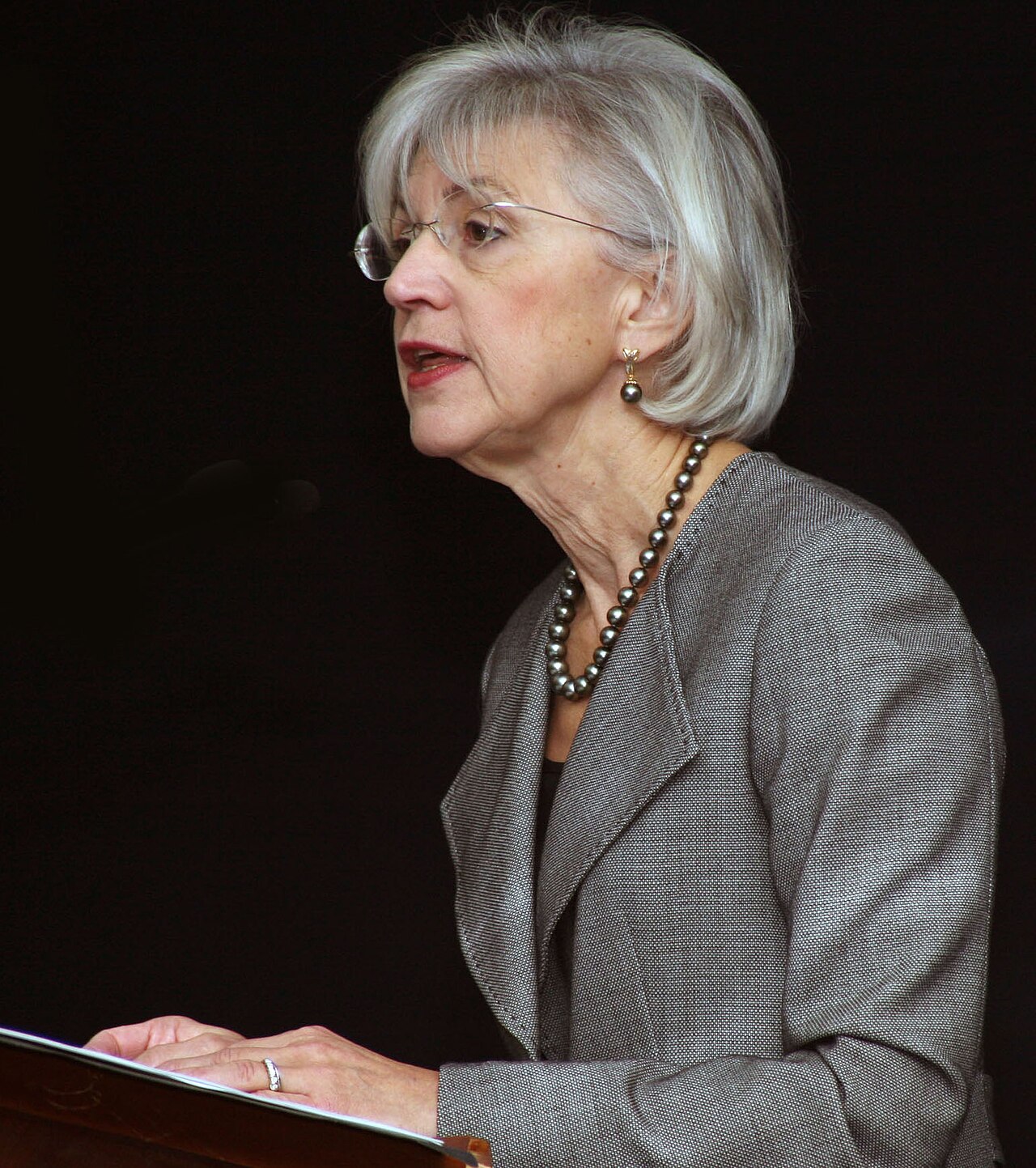 Beverley McLachlin (crop)