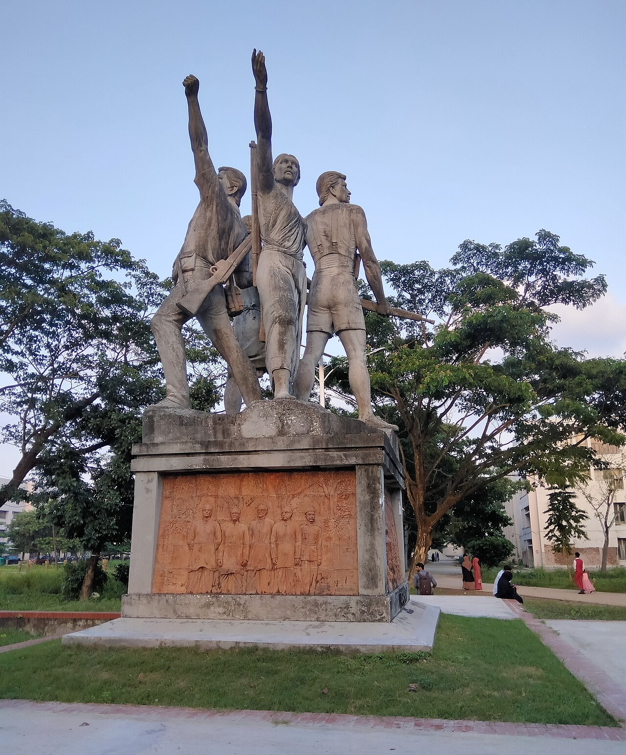 অদম্য বাংলা ভাস্কর্য