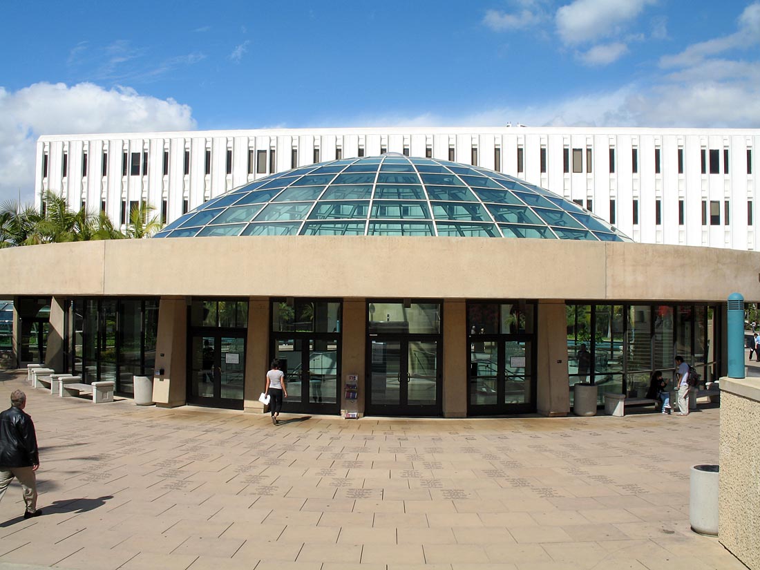 Love library, entrance, SDSU