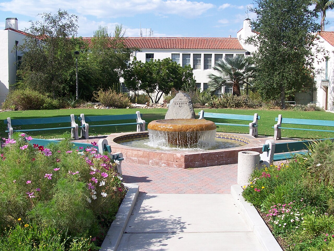 SDSUFountainCourtyard