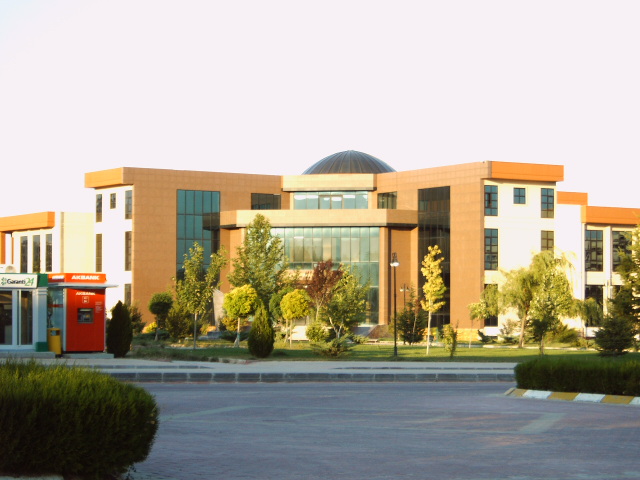 Konya-Selcuk-University-library