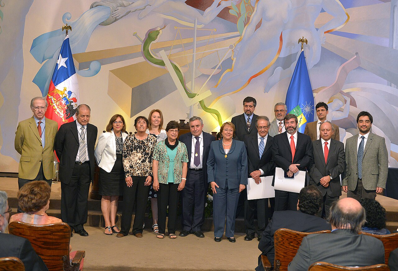 Michelle Bachelet en ceremonia aniversario 172